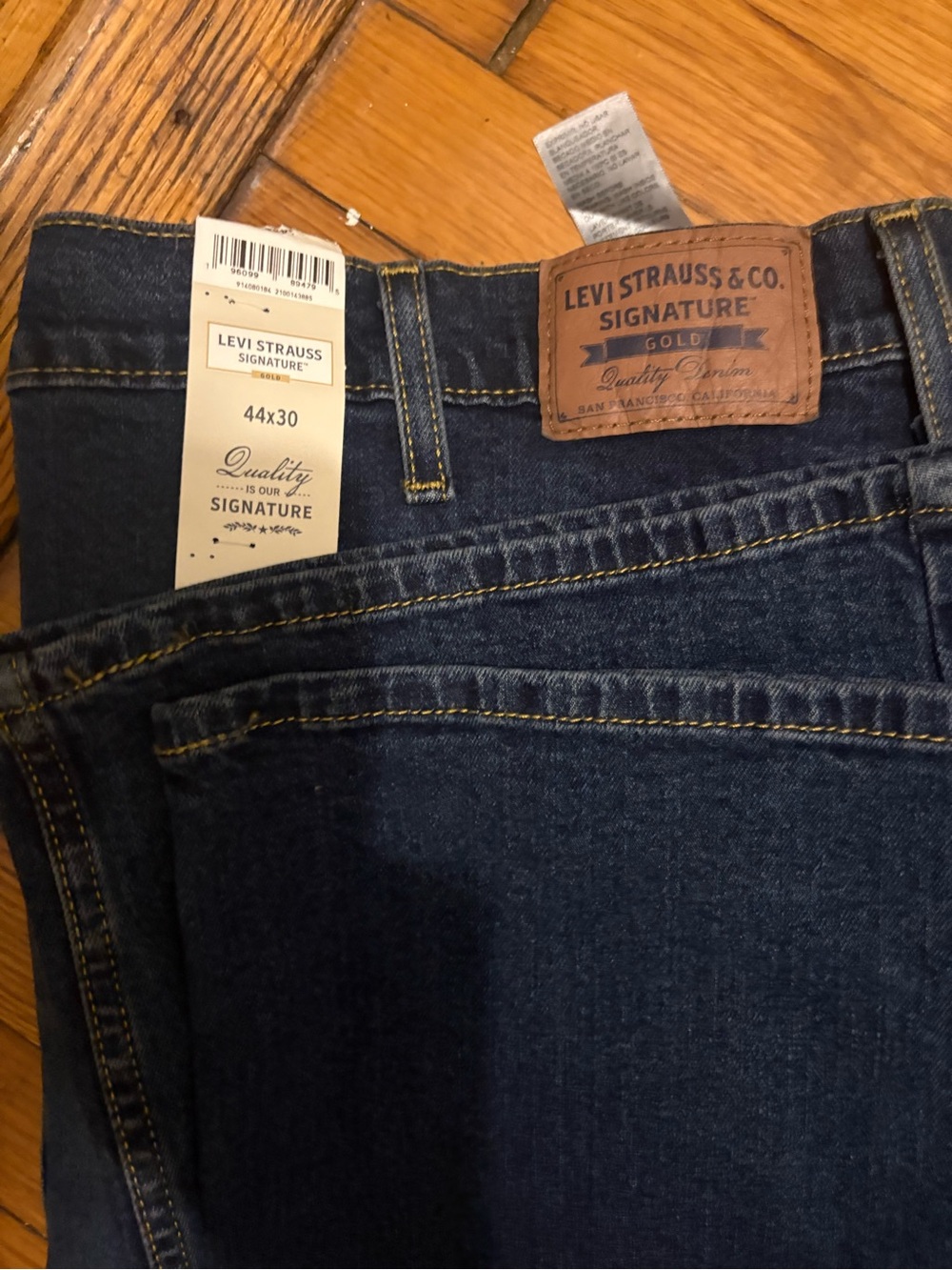 Levi's Signature Men's Dark Blue Relaxed Jeans